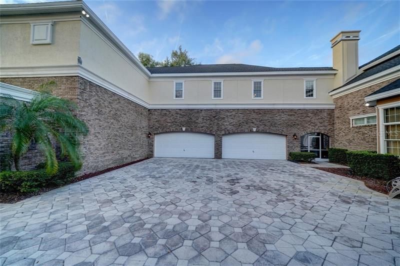 Recently Sold: $2,499,000 (5 beds, 6 baths, 11602 Square Feet)