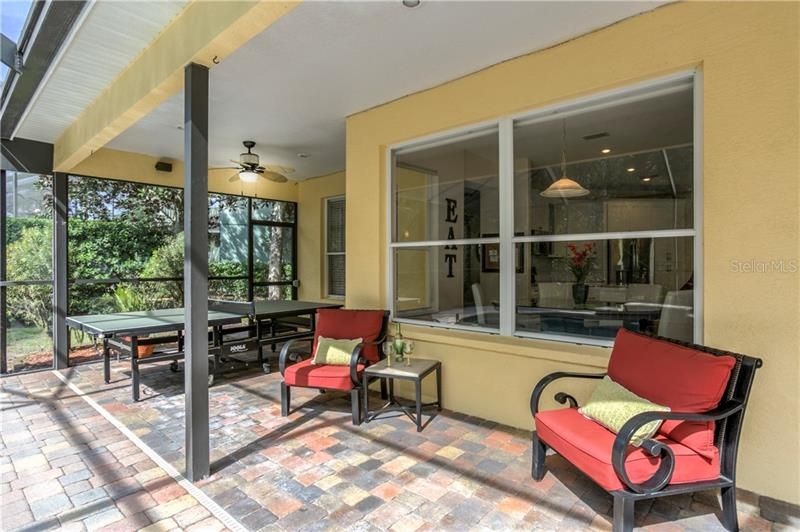 Vendido Recientemente: $513,900 (4 camas, 3 baños, 2855 Pies cuadrados)