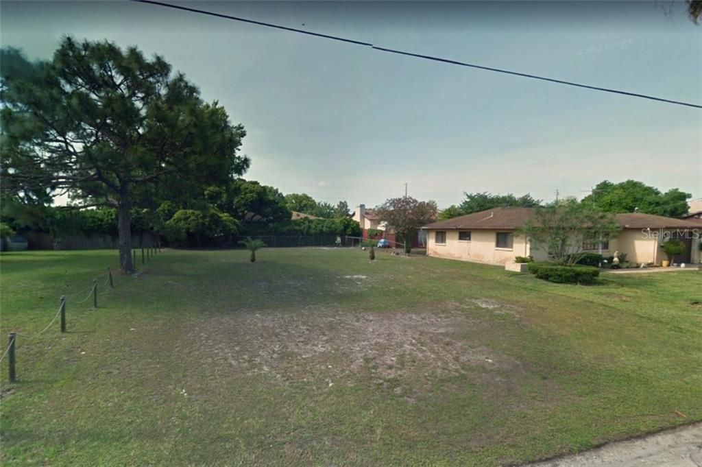 Vendido Recientemente: $7,000 (0.15 acres)