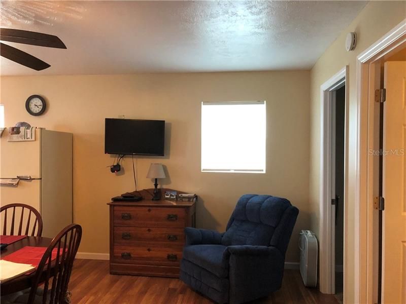Recently Sold: $120,000 (1 beds, 1 baths, 512 Square Feet)