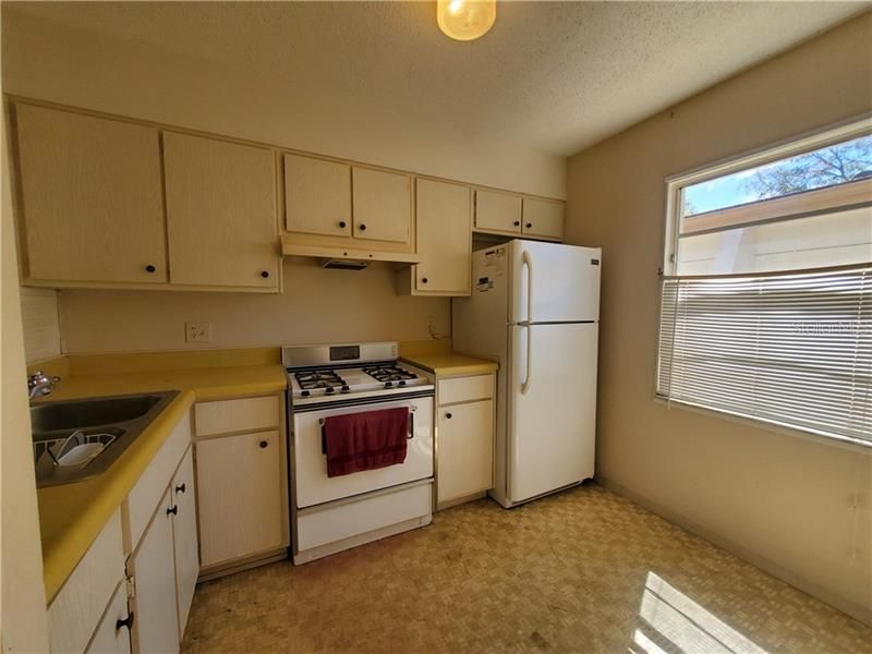 Recently Sold: $55,000 (1 beds, 1 baths, 646 Square Feet)