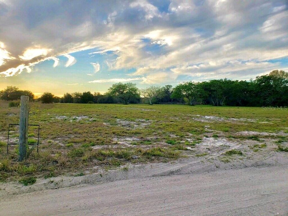 Vendido Recientemente: $80,000 (5.26 acres)