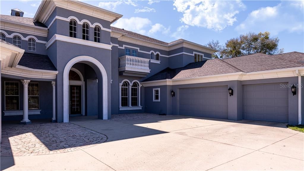 Recently Sold: $1,350,000 (5 beds, 6 baths, 7223 Square Feet)
