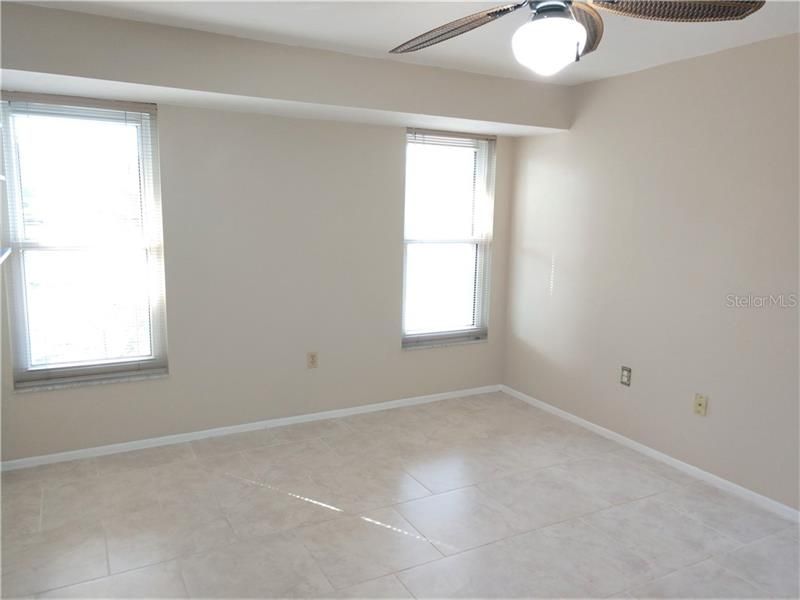 Recently Rented: $1,400 (2 beds, 2 baths, 1201 Square Feet)