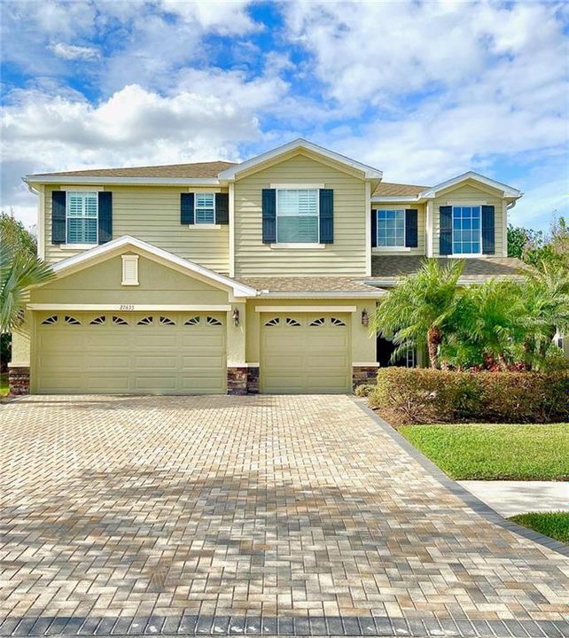 Recently Sold: $564,900 (5 beds, 4 baths, 3857 Square Feet)