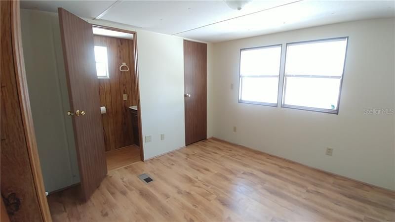 Recently Sold: $48,000 (2 beds, 2 baths, 784 Square Feet)