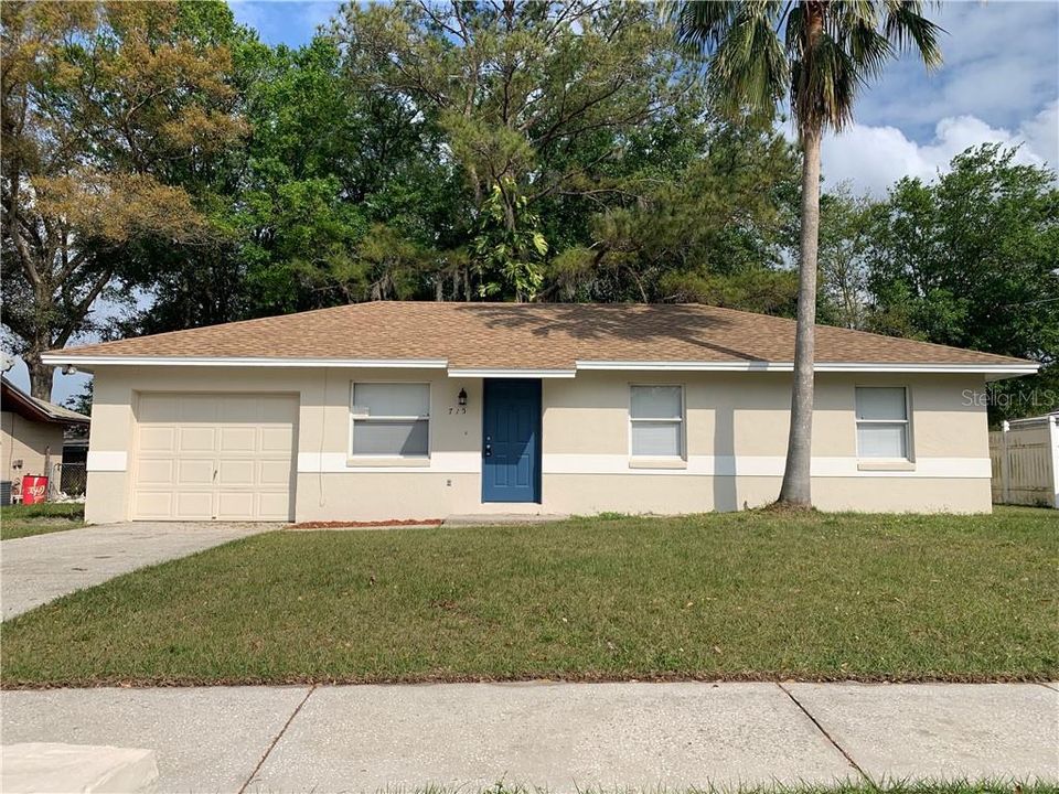 Recently Sold: $138,000 (3 beds, 2 baths, 900 Square Feet)