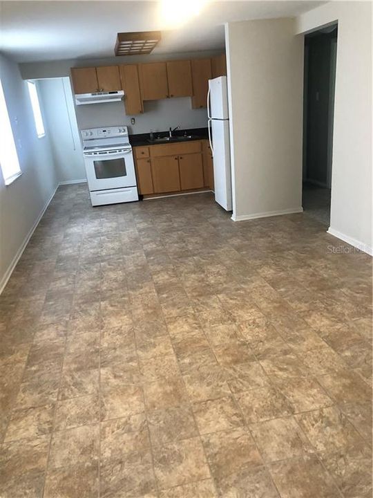 Recently Rented: $1,200 (3 beds, 2 baths, 1326 Square Feet)