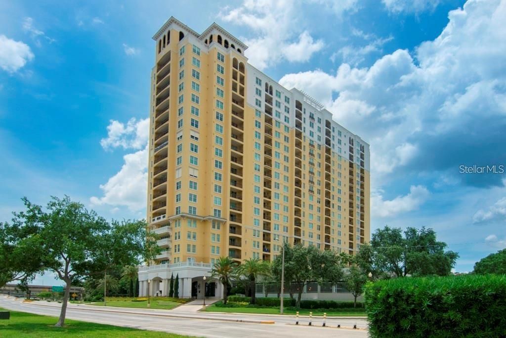 最近售出: $549,000 (2 贝兹, 2 浴室, 1453 平方英尺)