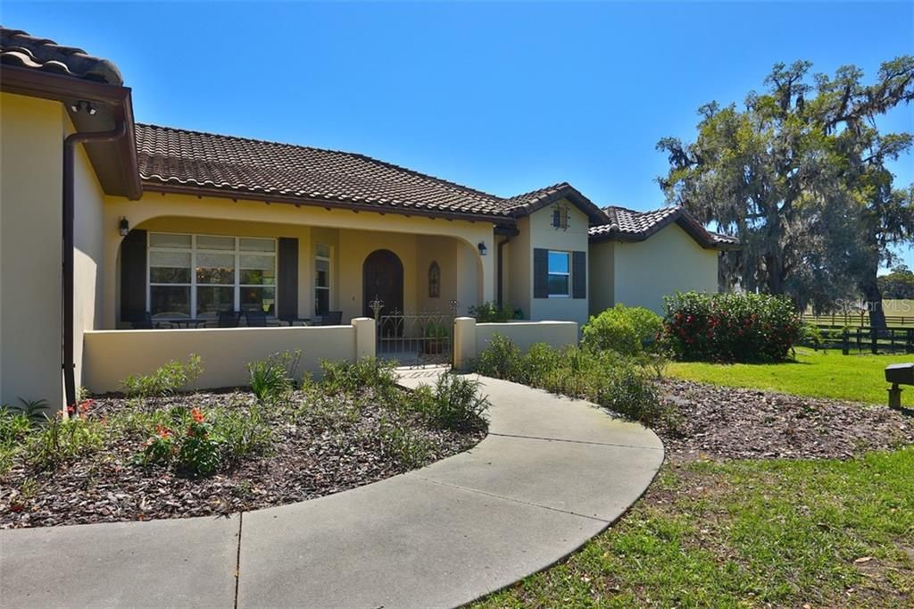 Recently Sold: $1,139,000 (3 beds, 2 baths, 3161 Square Feet)