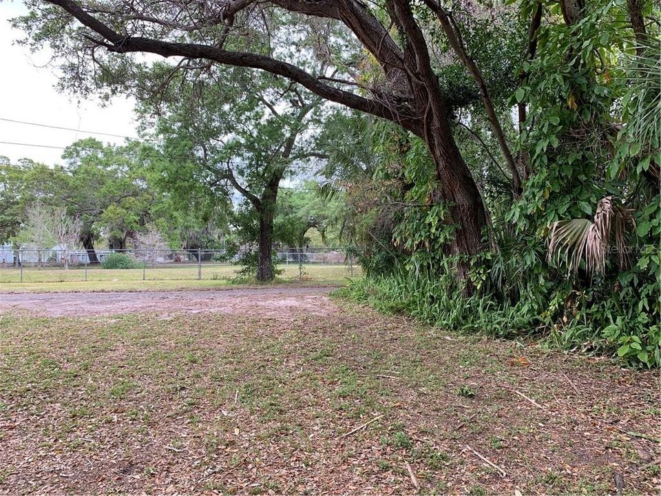 Vendido Recientemente: $36,000 (0.12 acres)