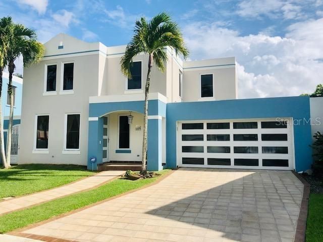 Vendido Recientemente: $309,000 (4 camas, 2 baños, 2400 Pies cuadrados)