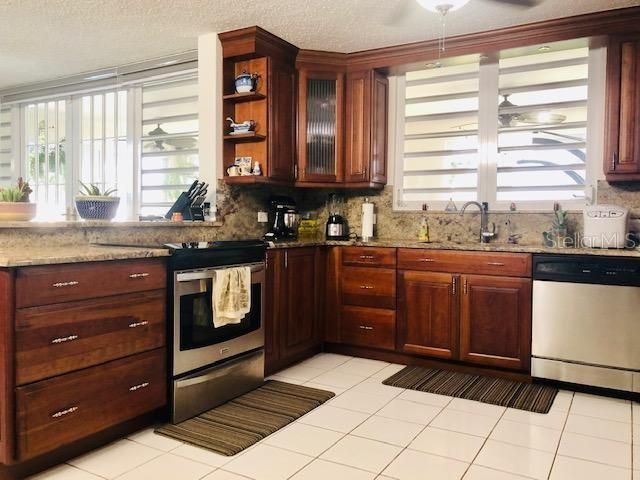 Recently Sold: $309,000 (4 beds, 2 baths, 2400 Square Feet)