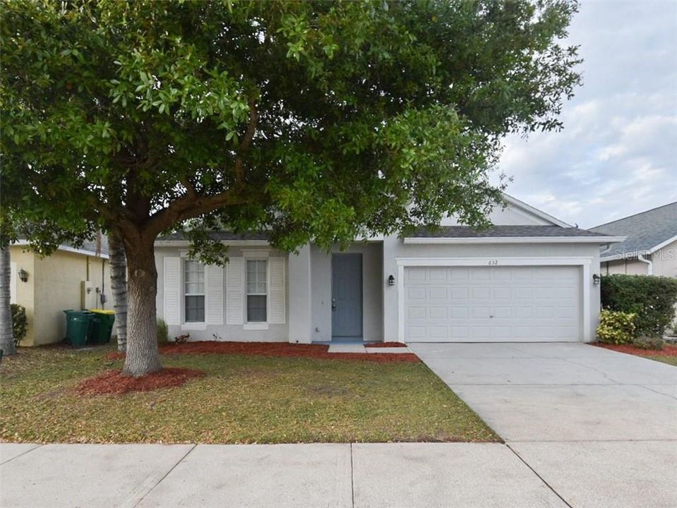 Recently Rented: $1,787 (3 beds, 2 baths, 1985 Square Feet)