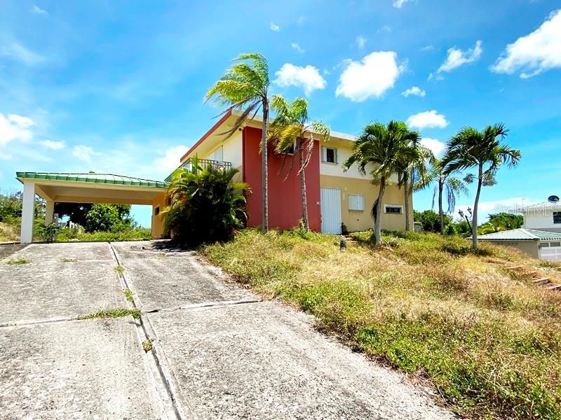 Recently Sold: $270,000 (4 beds, 2 baths, 2055 Square Feet)