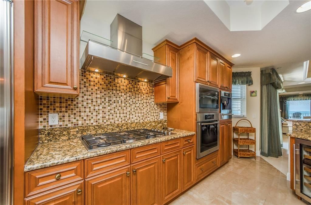 Chef-envy kitchen with gourmet appliances throughout!