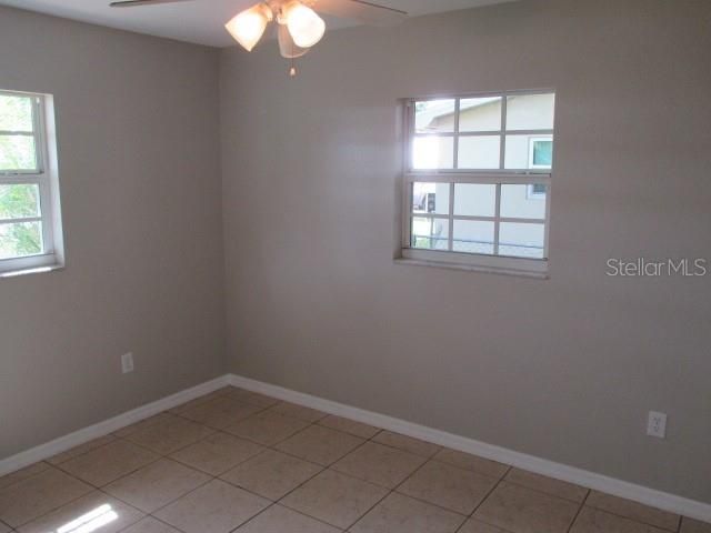 Recently Sold: $135,000 (3 beds, 1 baths, 1256 Square Feet)