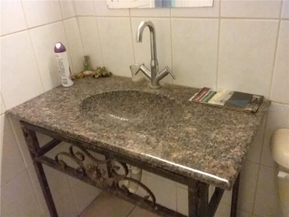 Vendido Recientemente: $87,000 (3 camas, 2 baños, 1741 Pies cuadrados)