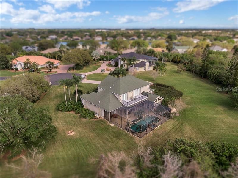 Recently Sold: $1,100,000 (5 beds, 4 baths, 4744 Square Feet)
