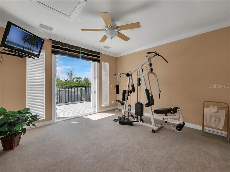 Exercise room (can be converted back to 5th BR)