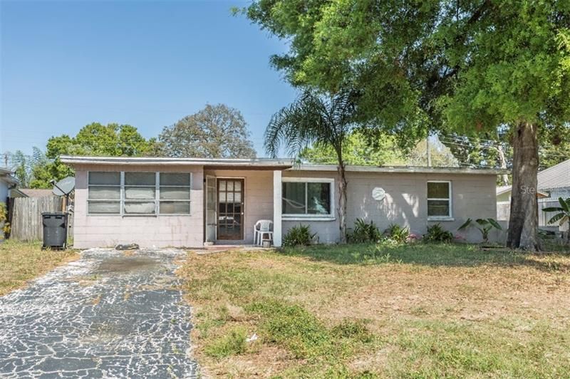 Recently Sold: $170,000 (3 beds, 1 baths, 1128 Square Feet)