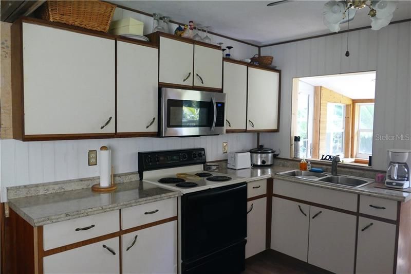 Recently Sold: $78,000 (2 beds, 2 baths, 850 Square Feet)