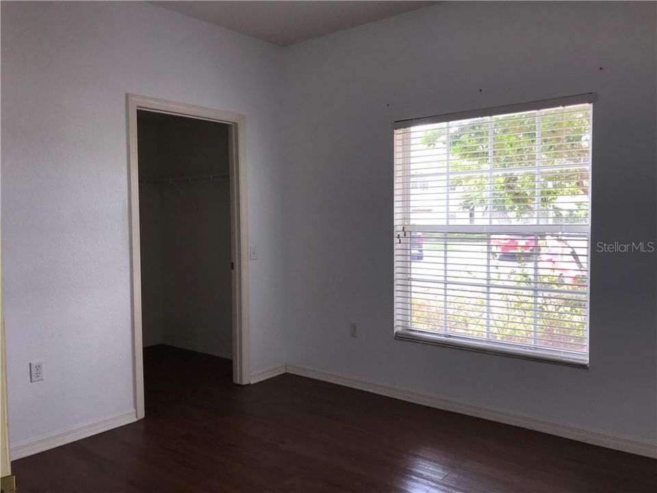 Recently Rented: $1,000 (2 beds, 2 baths, 1017 Square Feet)