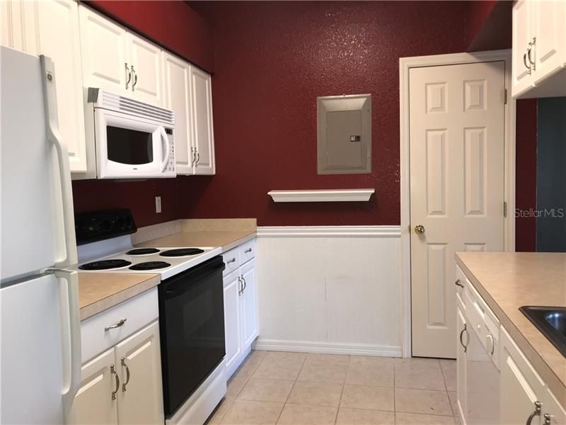 Recently Rented: $1,000 (2 beds, 2 baths, 1017 Square Feet)