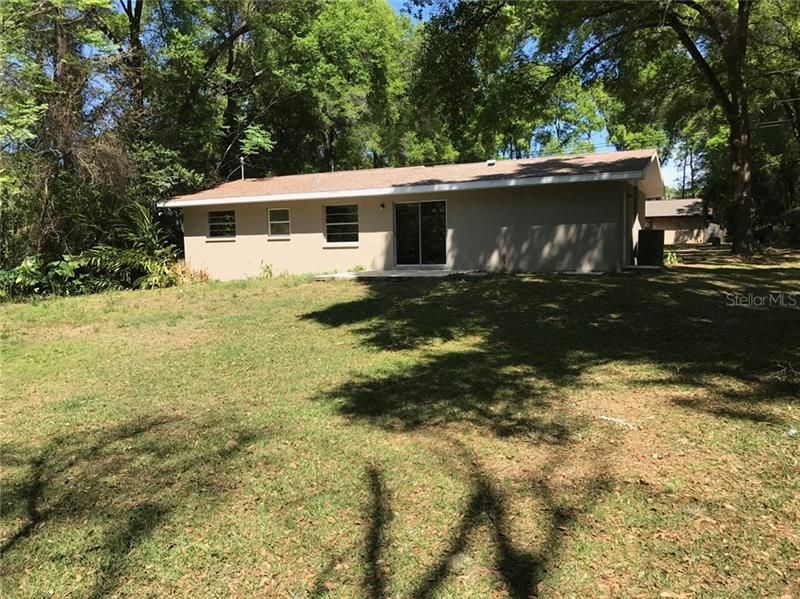 Recently Sold: $109,900 (2 beds, 1 baths, 1210 Square Feet)