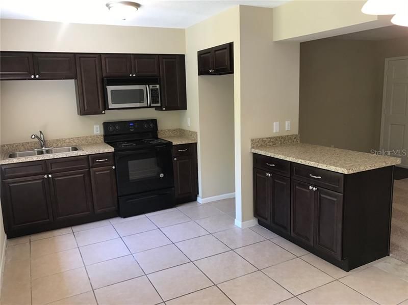 Recently Sold: $109,900 (2 beds, 1 baths, 1210 Square Feet)