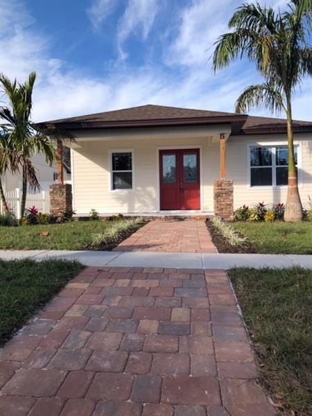Recently Sold: $539,000 (3 beds, 2 baths, 2109 Square Feet)