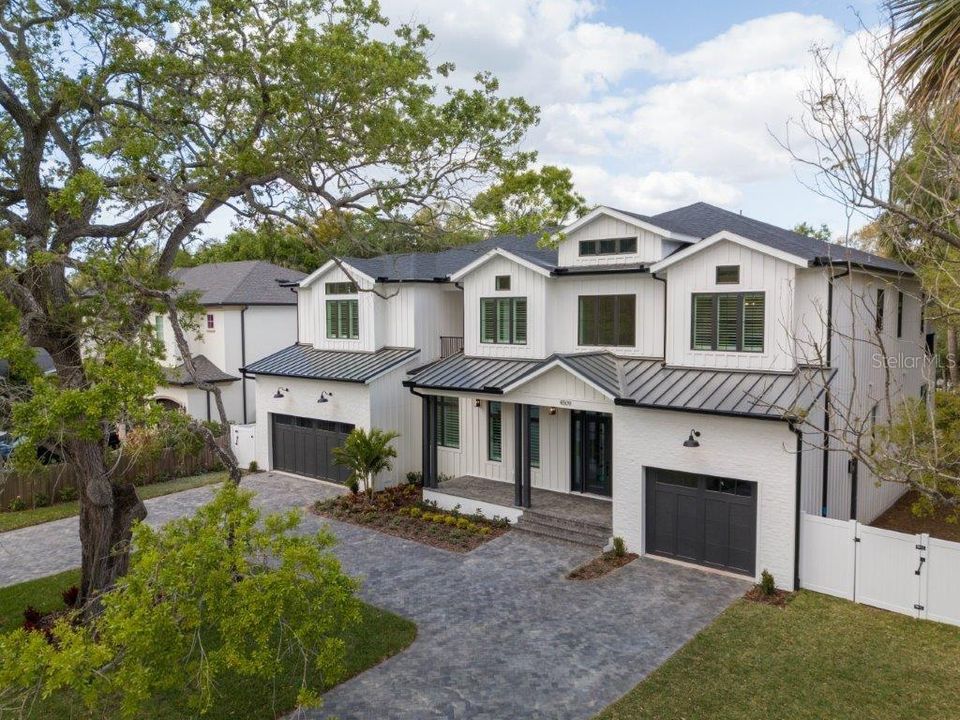 Recently Sold: $1,534,136 (4 beds, 5 baths, 4590 Square Feet)