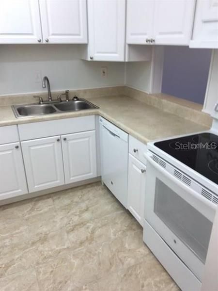 Recently Sold: $65,000 (2 beds, 1 baths, 832 Square Feet)