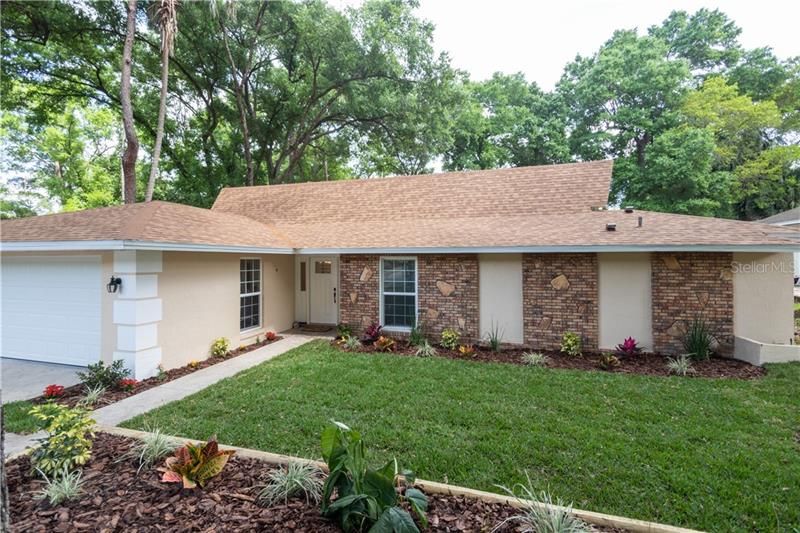 Recently Sold: $385,000 (4 beds, 2 baths, 2176 Square Feet)