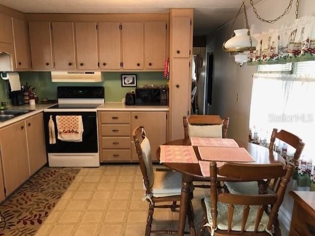 Recently Sold: $32,500 (1 beds, 1 baths, 576 Square Feet)