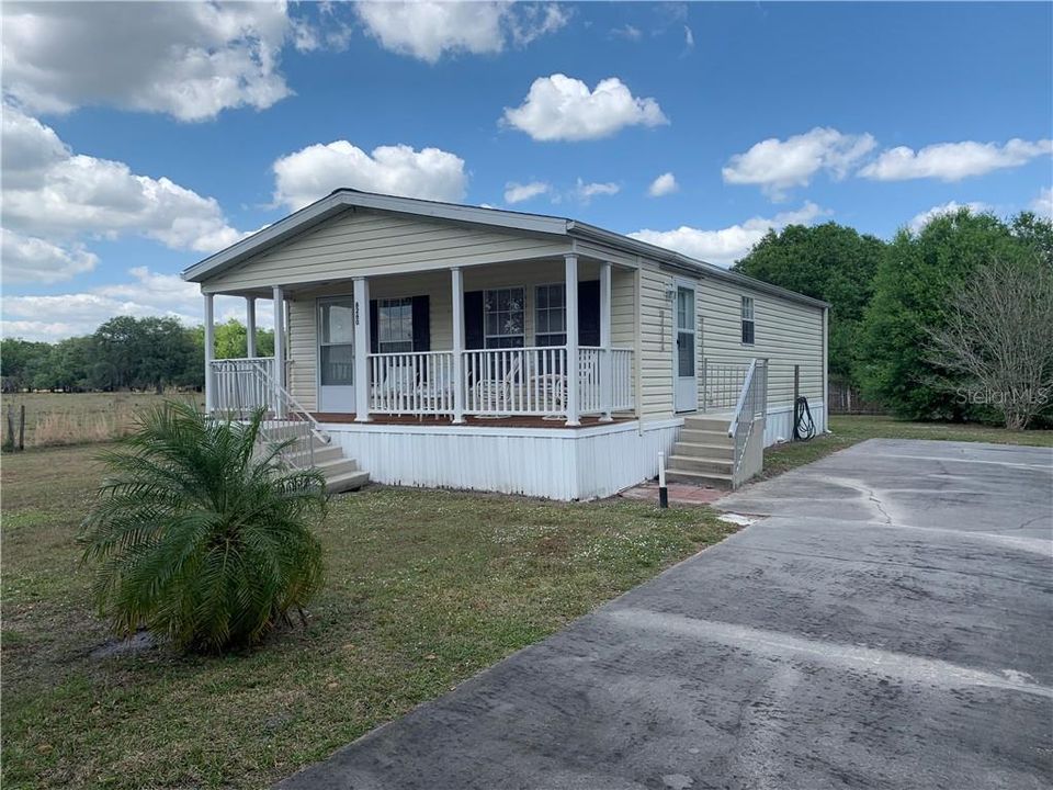 Recently Sold: $90,000 (2 beds, 2 baths, 864 Square Feet)