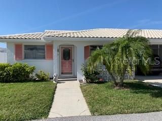 Recently Sold: $195,000 (2 beds, 2 baths, 1361 Square Feet)