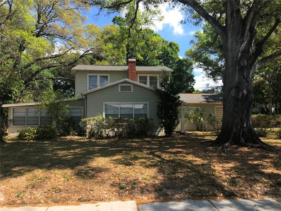 Recently Sold: $545,000 (3 beds, 2 baths, 1550 Square Feet)