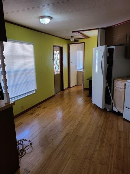 Vendido Recientemente: $56,000 (3 camas, 2 baños, 1260 Pies cuadrados)