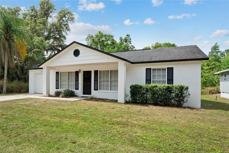 Recently Sold: $192,500 (3 beds, 2 baths, 1064 Square Feet)