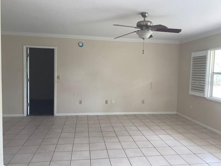 Recently Sold: $49,500 (2 beds, 1 baths, 864 Square Feet)