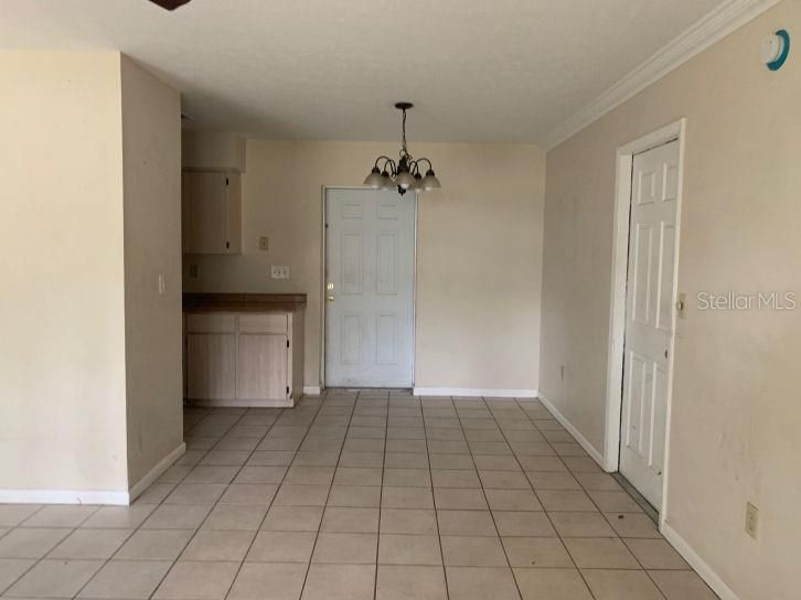 Recently Sold: $49,500 (2 beds, 1 baths, 864 Square Feet)