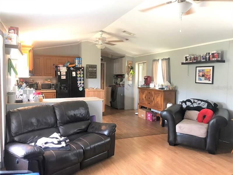Recently Sold: $74,900 (2 beds, 2 baths, 896 Square Feet)