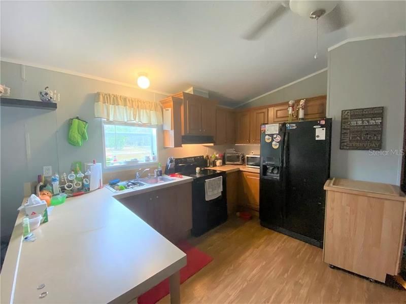 Recently Sold: $74,900 (2 beds, 2 baths, 896 Square Feet)