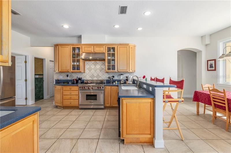 Recently Sold: $824,000 (3 beds, 2 baths, 2388 Square Feet)