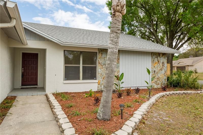 Recently Rented: $1,850 (3 beds, 2 baths, 1483 Square Feet)