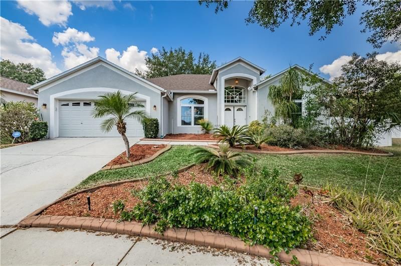 Recently Sold: $285,000 (3 beds, 2 baths, 2177 Square Feet)