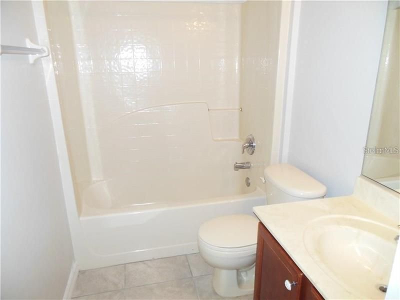 最近租的: $1,200 (3 贝兹, 2 浴室, 1408 平方英尺)