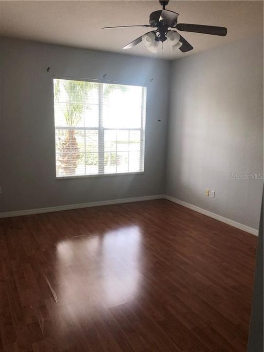 Vendido Recientemente: $184,900 (3 camas, 2 baños, 1433 Pies cuadrados)