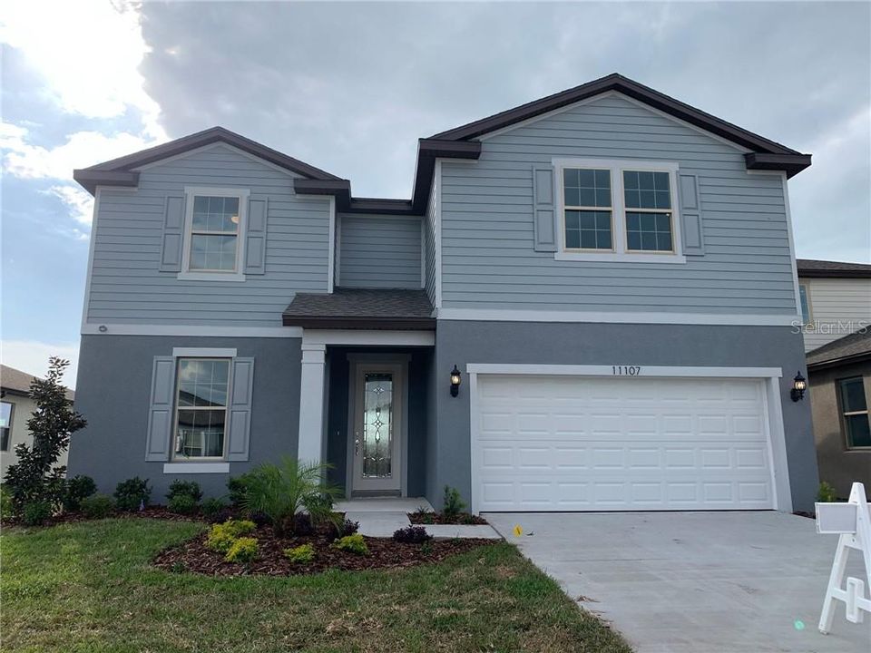 最近售出: $299,060 (4 贝兹, 2 浴室, 2700 平方英尺)